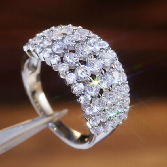 NEW Stamped 925 Silver Gorgeous Ring - Picture 8 of 9